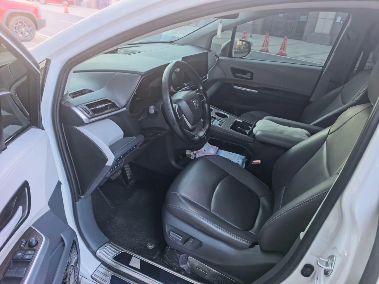 Toyota 2024 Sana 2.5 Stepless Comfort Edition Automatic Gear 3