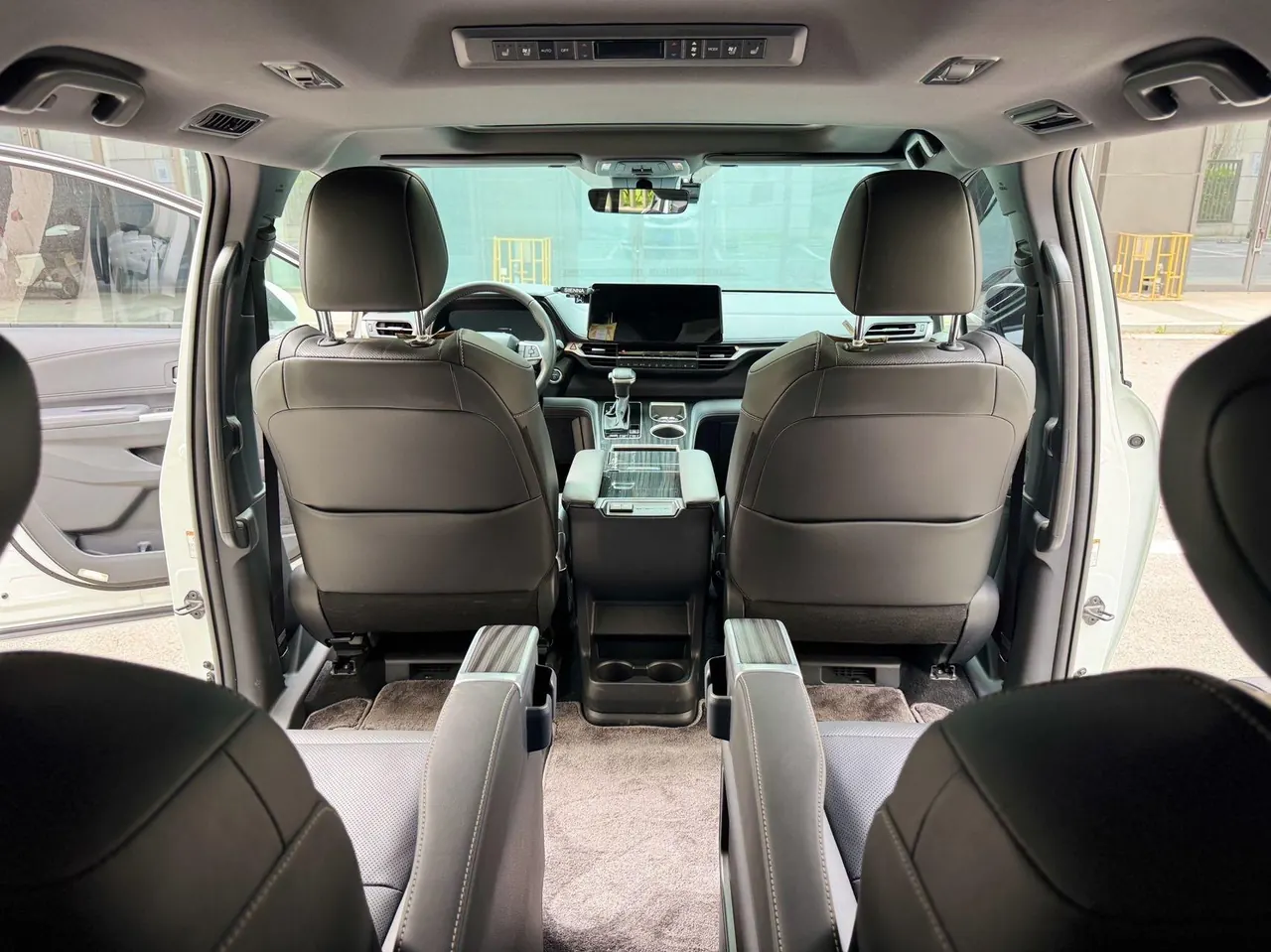 Toyota 2024 Sai 2.5 Stepless Enjoy Premium Edition Automatic Transmission 8