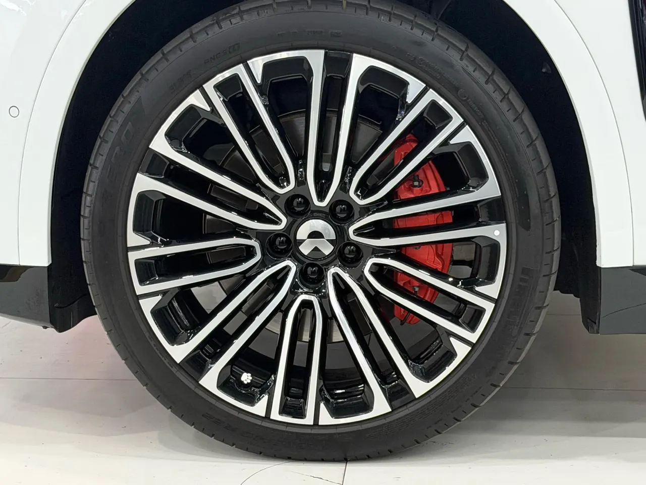 NIO 2026 ES8 6‑Seater Executive Signature Edition Automatic Transmission 20