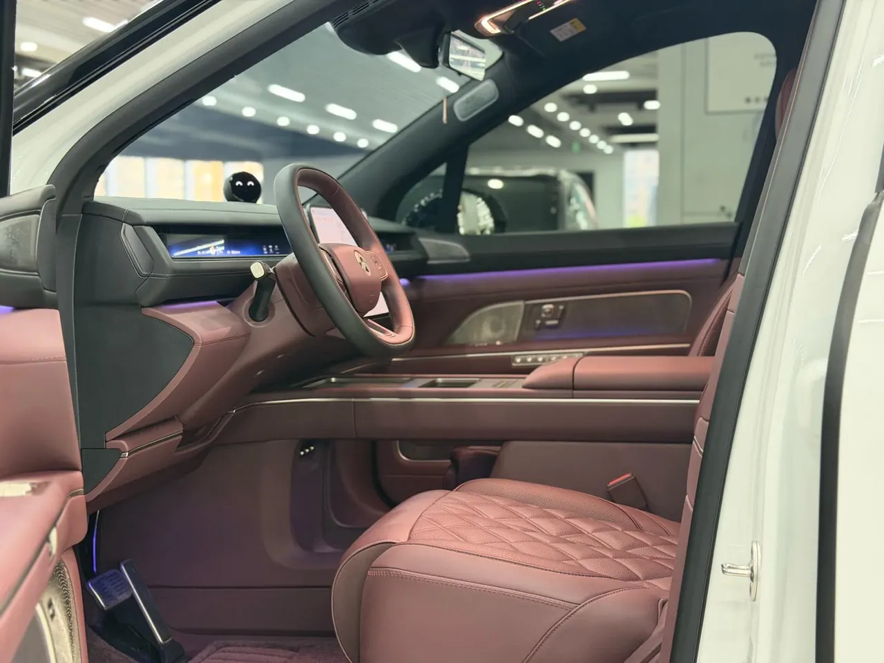 NIO 2026 ES8 6‑Seater Executive Signature Edition Automatic Transmission 8
