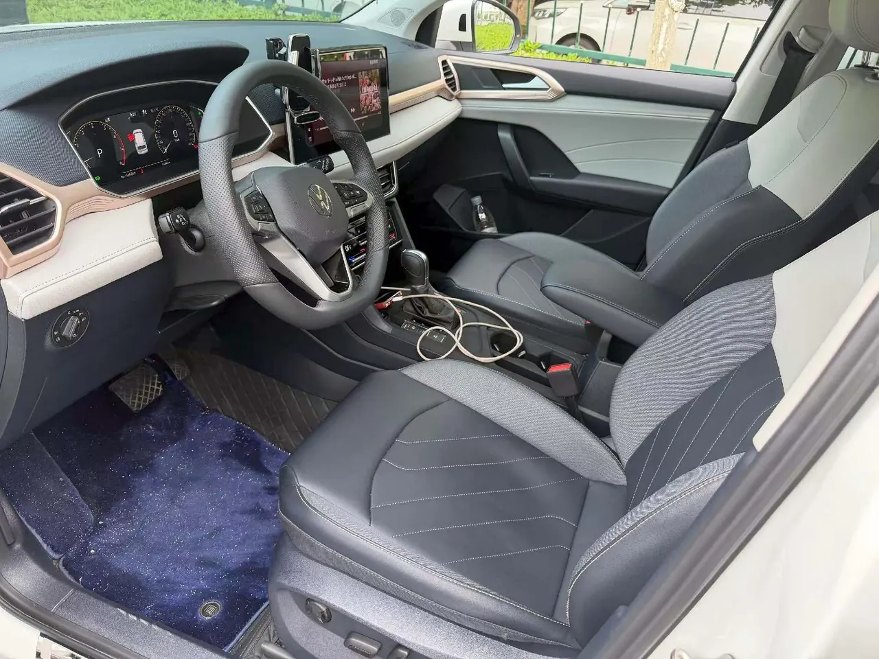 Volkswagen 2024 Tuyue 1.5TSI 300TSI Two-Drive Full Moon Edition Automatic Gear 4