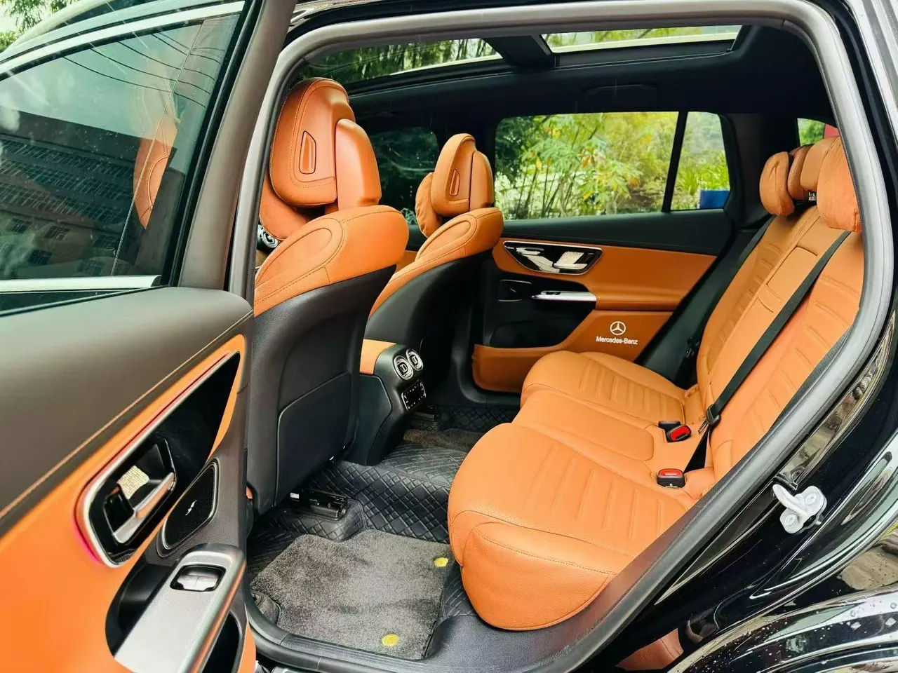 Mercedes Benz 2025 GLC 300 L 4MATIC 48V 2.0T dynamic 7-seat automatic gear 4