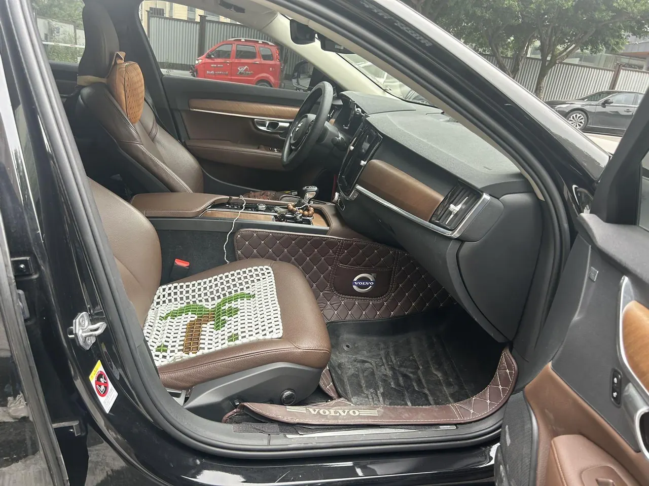 Volvo 2020 S90 2.0T T5 Zhiyi Deluxe Edition Automatic Gear 5