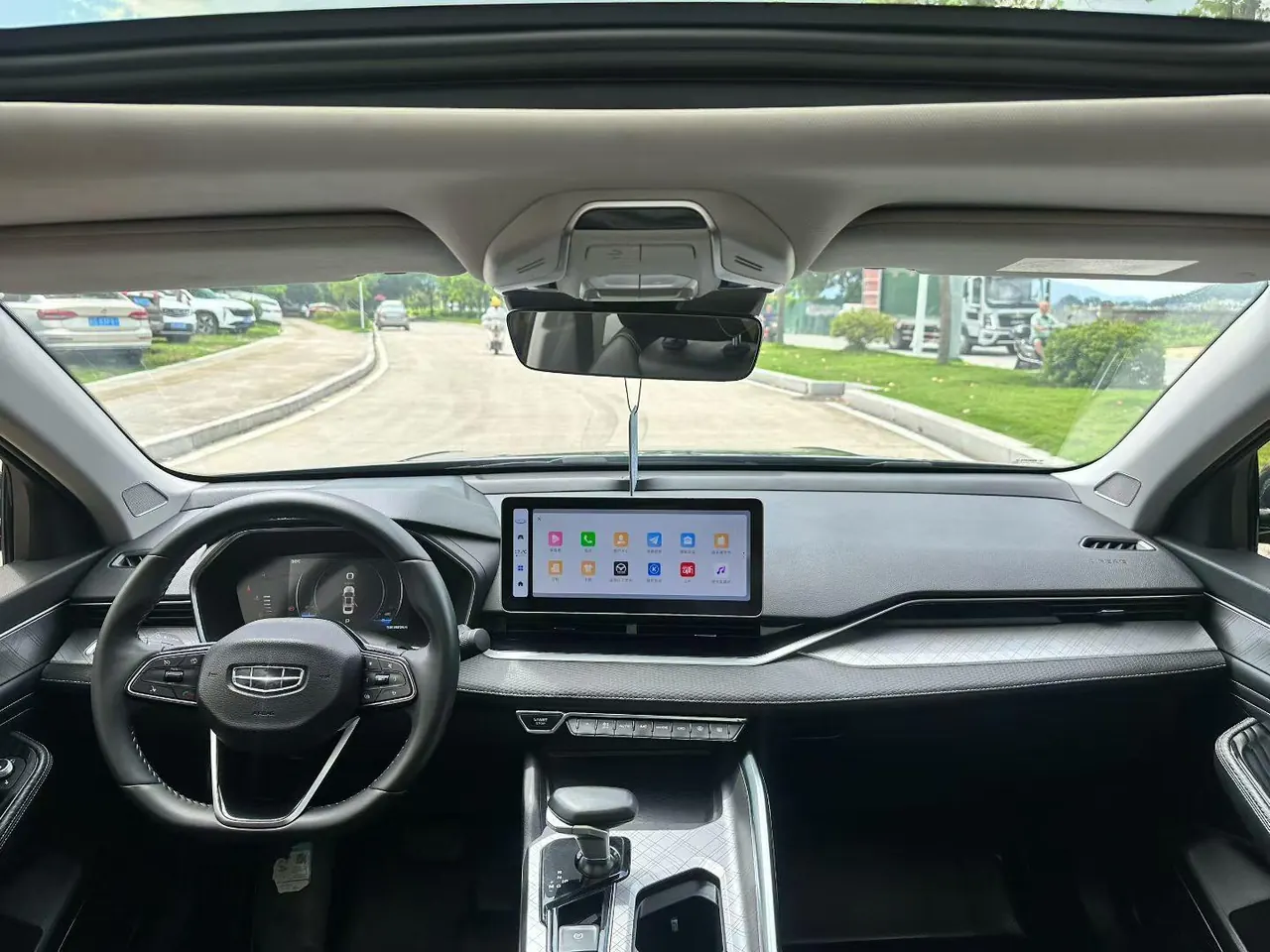 Geely 2021 xingrui 2.0T luxury automatic gear 4