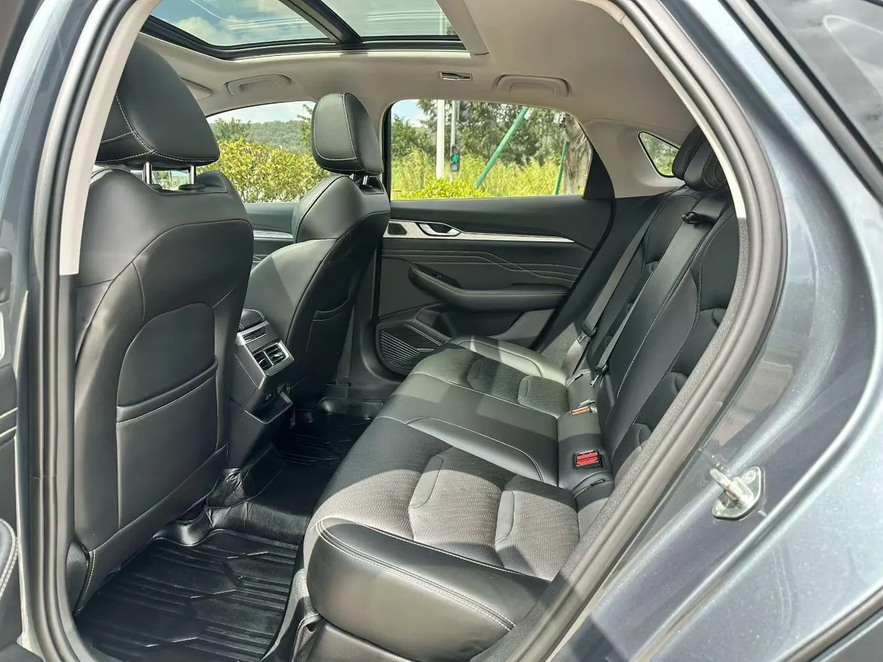 Geely 2021 xingrui 2.0T luxury automatic gear 5