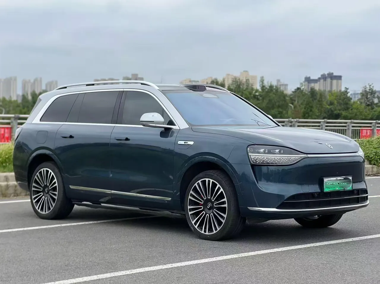 AITO 2024 AITO M9 extended range Ultra 52kWh automatic gear 4