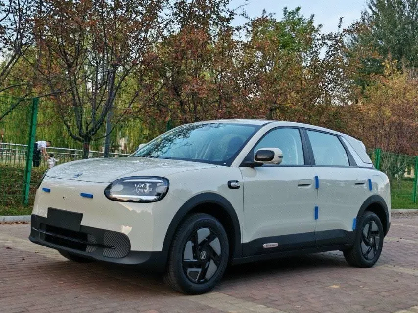 Chery 2026 QQ3 EV 310 Enthusiast Edition Automatic Transmission - View 1