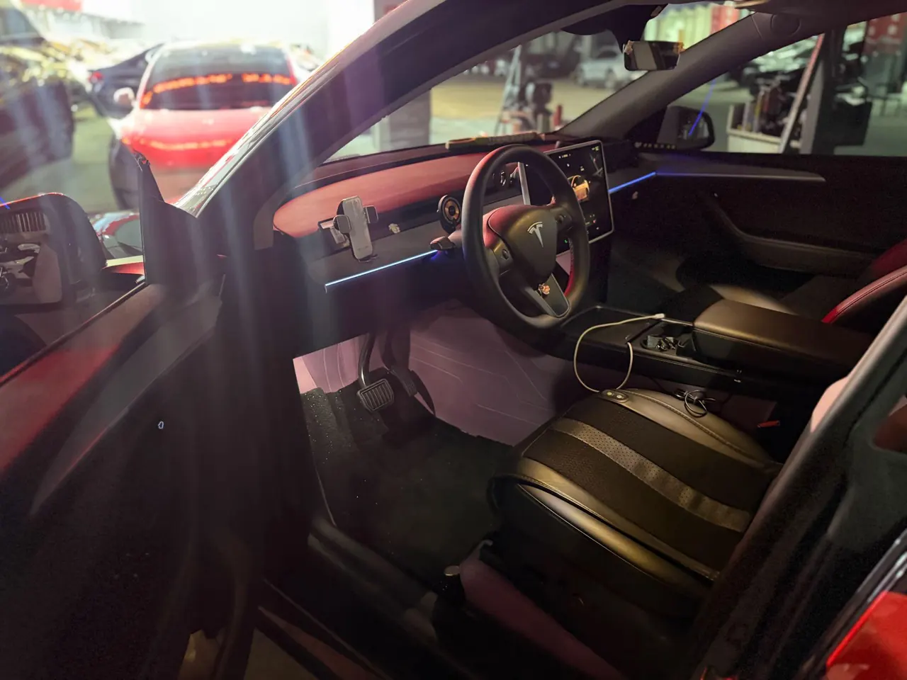 Tesla 2024 Model Y rear-wheel drive version automatic transmission 3