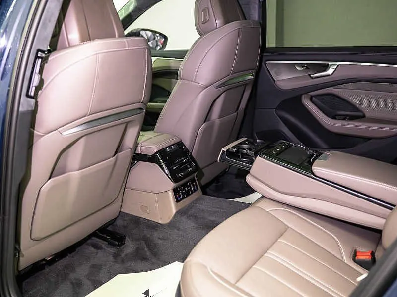Audi 2026 A6L 2.0T Quattro Enjoy Dynamic Automatic 9
