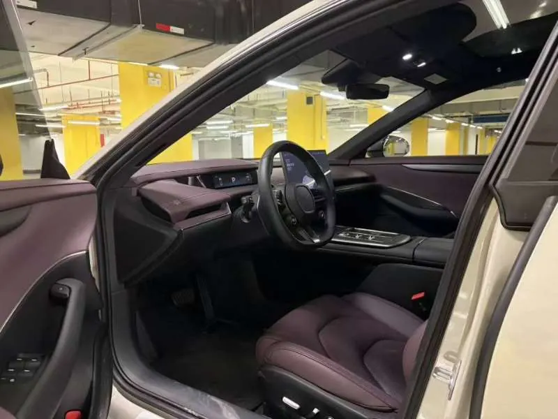 MI 2024 SU 7 700km Rear Drive Long Endurance Smart Driving Edition Automatic Gear 2