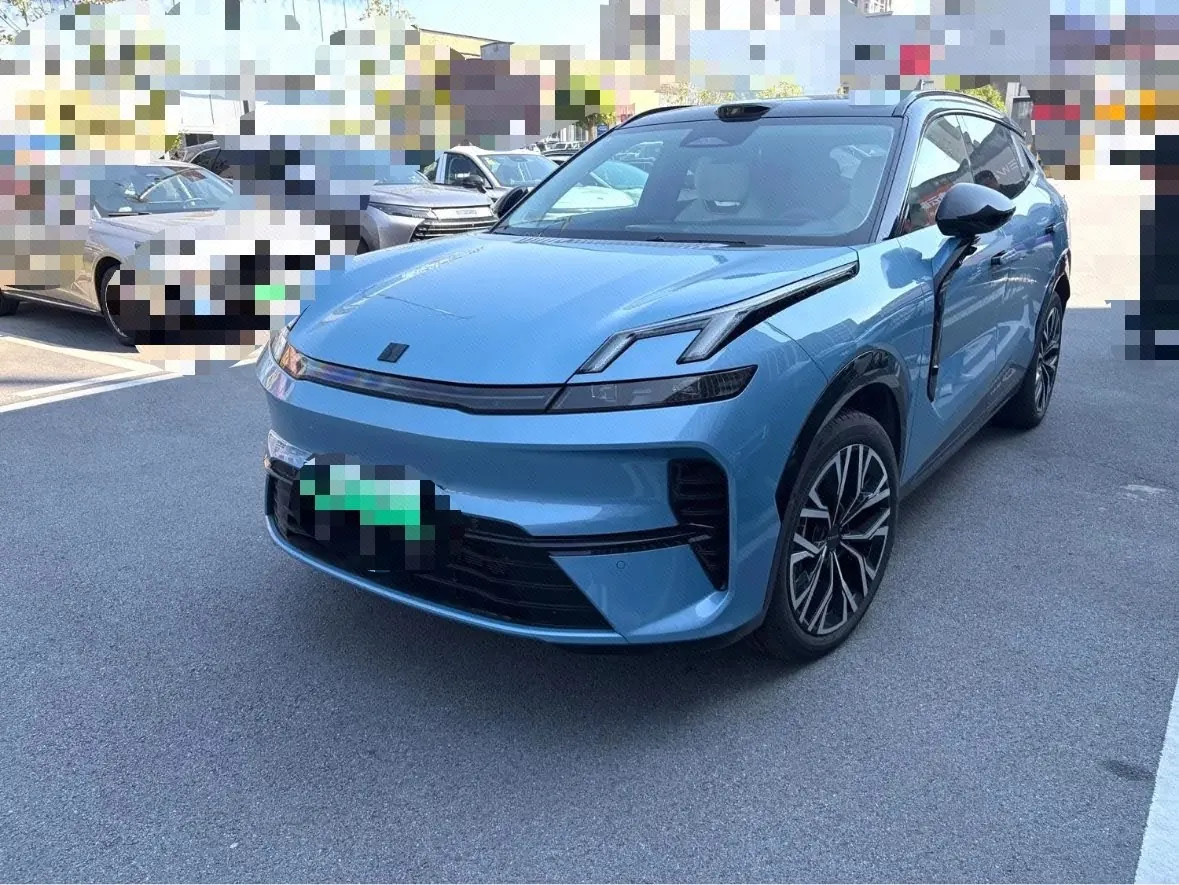 LYNK&amp;CO 2026 LYNK&amp;CO 08 EM-P 1.5T 210 Four-wheel Drive Performance Ultra H7 Automatic Gear - View 1