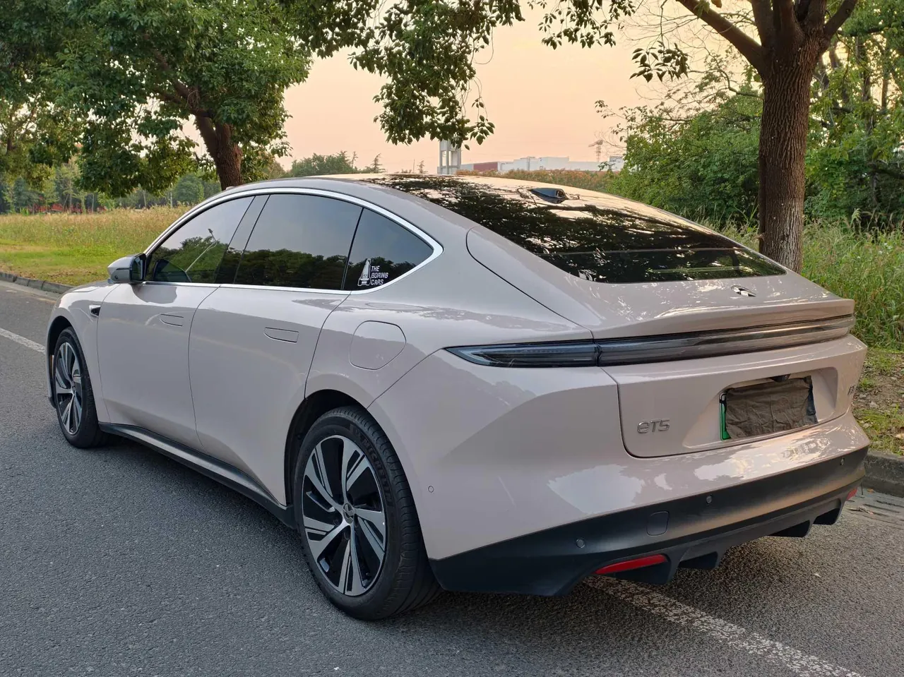 NIO 2024 ET5 75kWh automatic gear 4