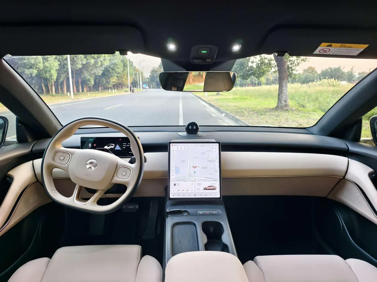 NIO 2024 ET5 75kWh automatic gear 9
