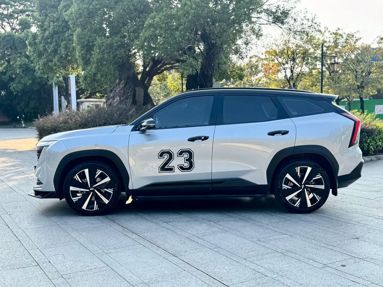 Geely 2024 Boyue L 1.5TD Ultimate Automatic Gear 3