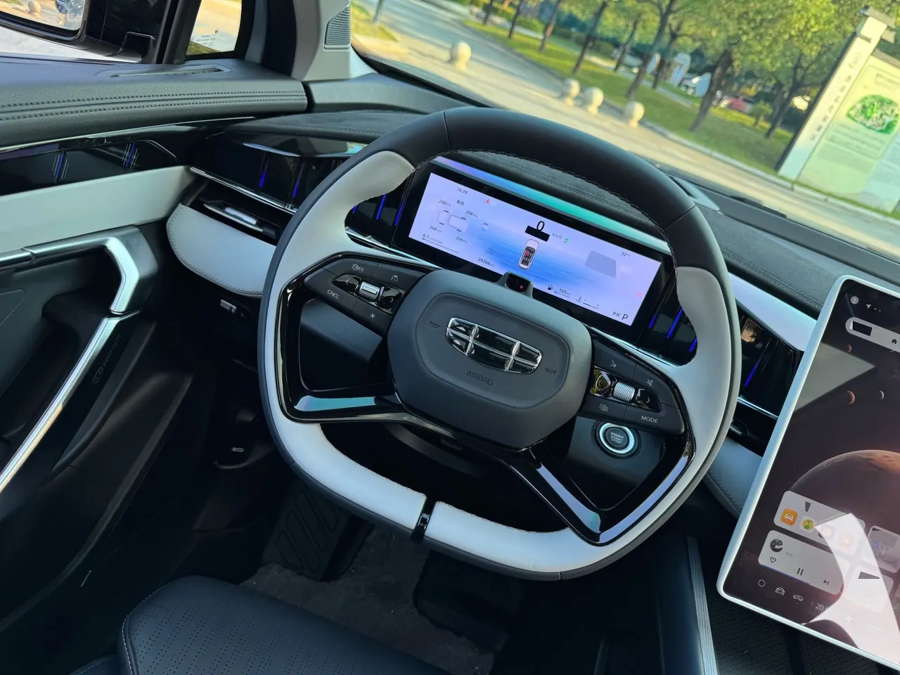 Geely 2024 Boyue L 1.5TD Ultimate Automatic Gear 9