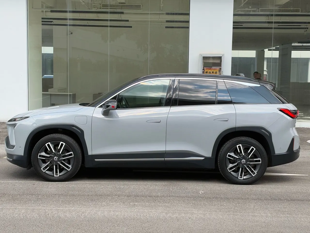 NIO 2020 ES 6 430KM Performance Edition Automatic Gear 4