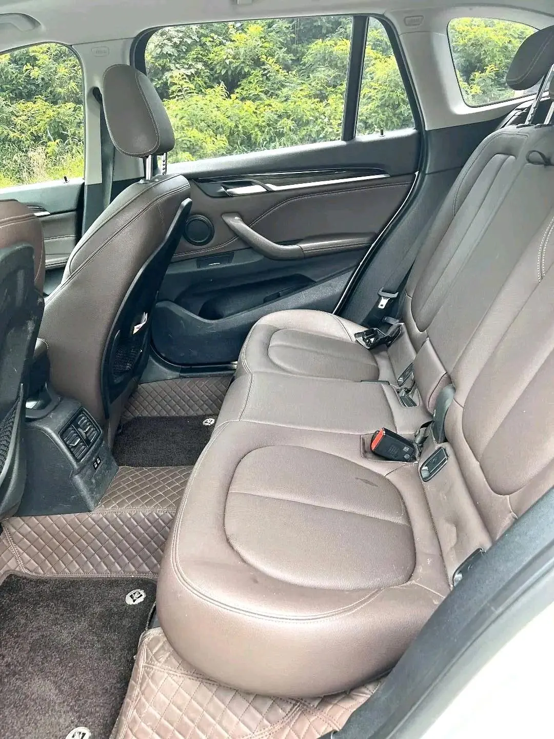 BMW 2020 X1 xDrive25Li 2.0T exclusive automatic gear 4