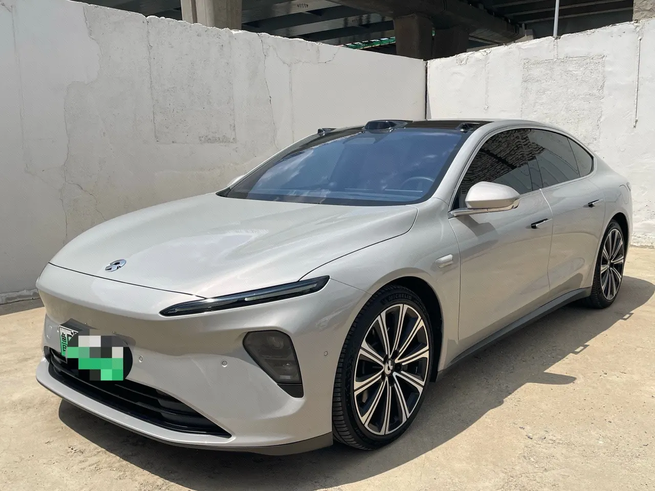 Открыть галерею: NIO 2024 ET 7 100kWh Executive Signature Edition Automatic Gear