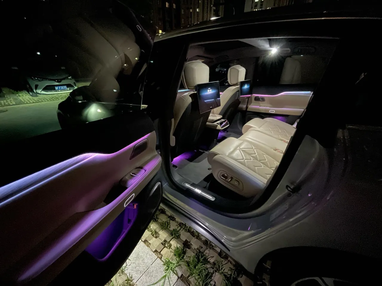 NIO 2024 ET 7 100kWh Executive Signature Edition Automatic Gear 8