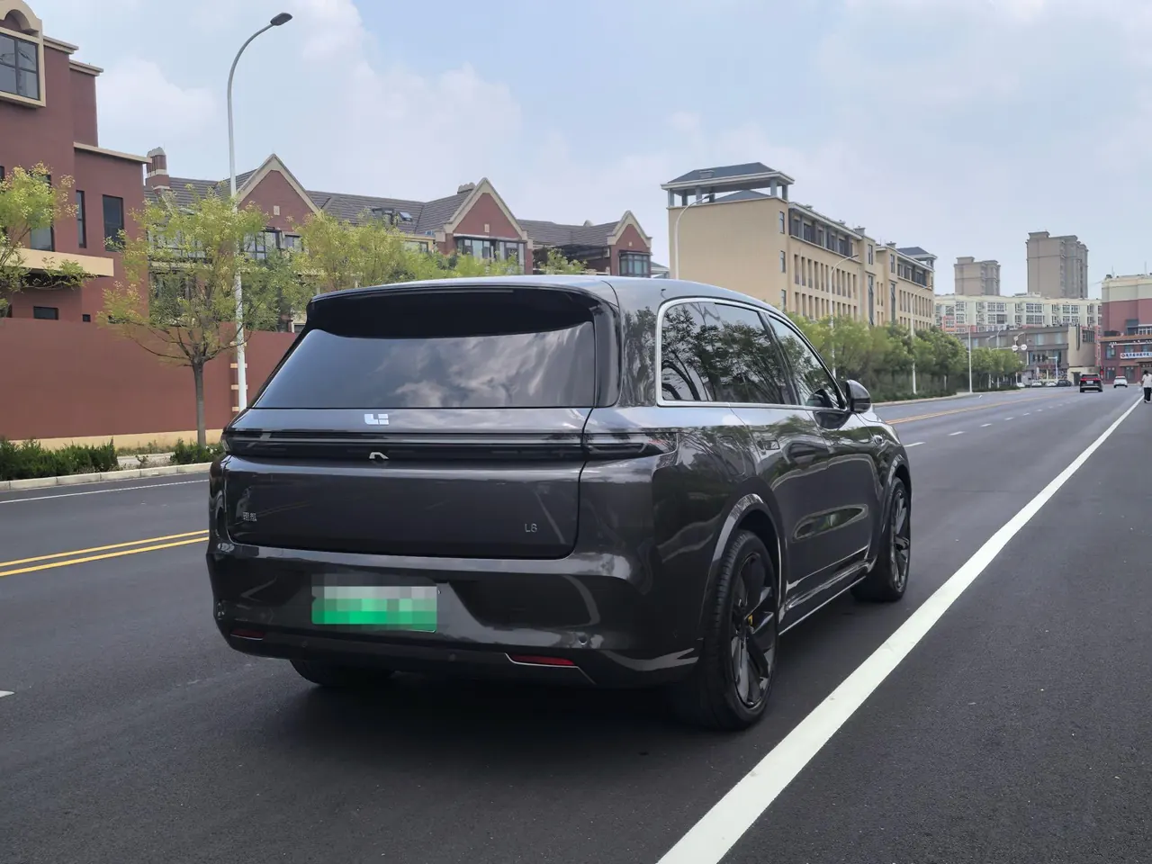 Li 2023 L8 Pro automatic gear 6