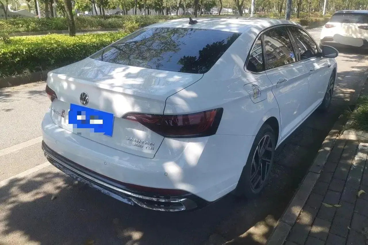 Volkswagen 2023 Sagitar 1.5TSI 300TSI Exceed Edition Automatic 3
