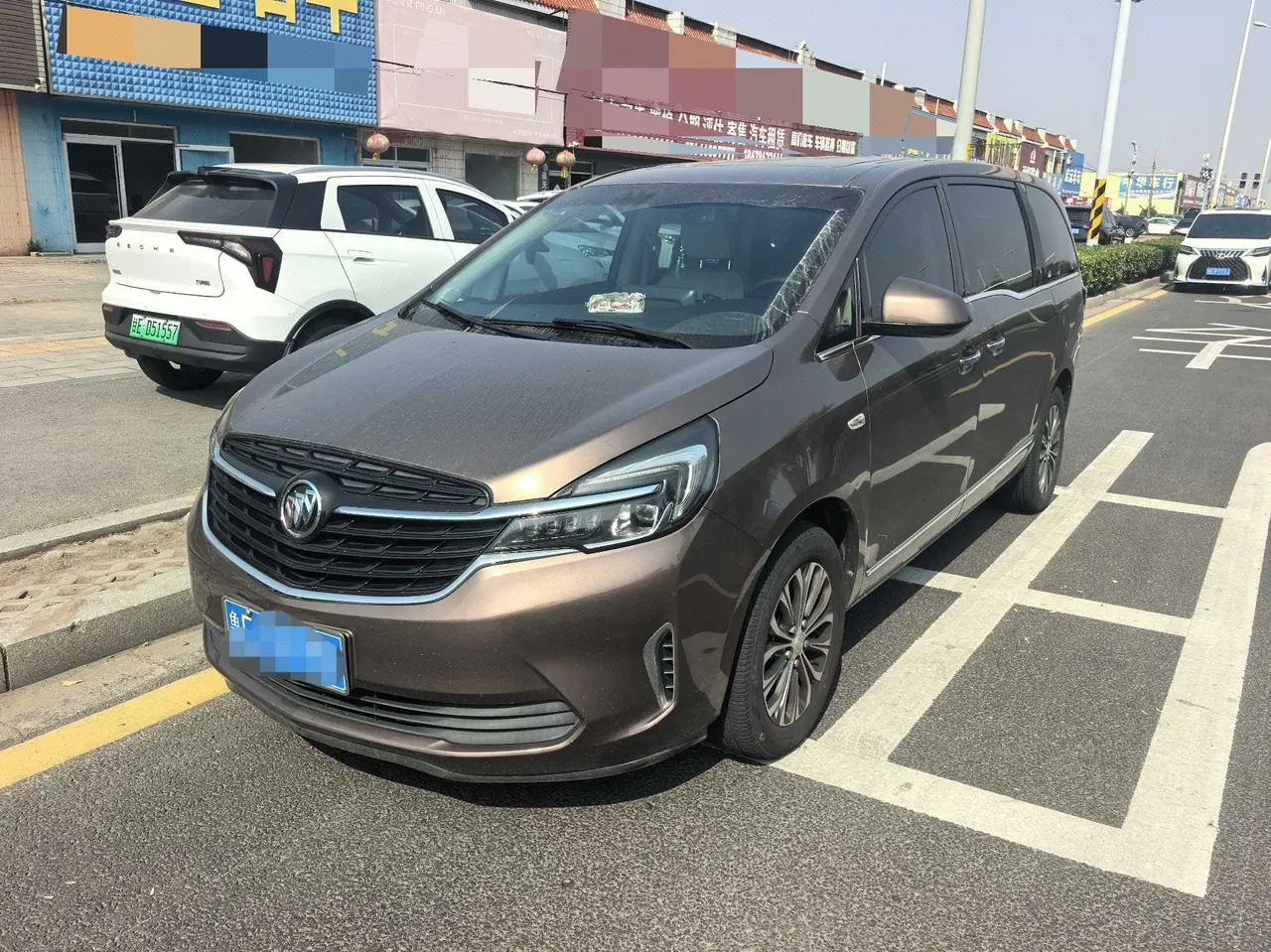Open image lightbox: Buick 2020 GL8 Land Business Class 2.0T 652T Luxury Automatic Gear