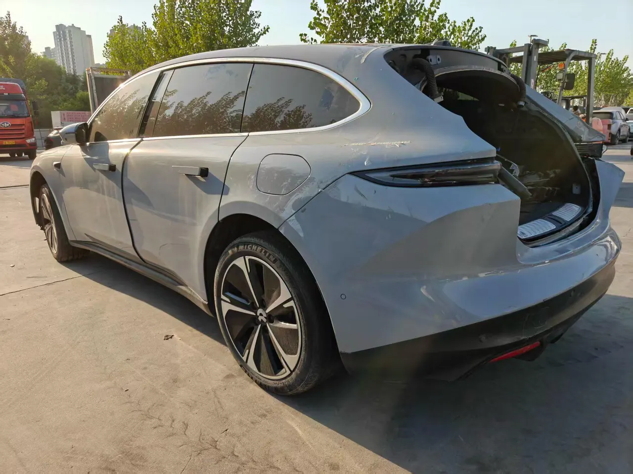 NIO 2024 ET5T 75kWh Touring automatic 3