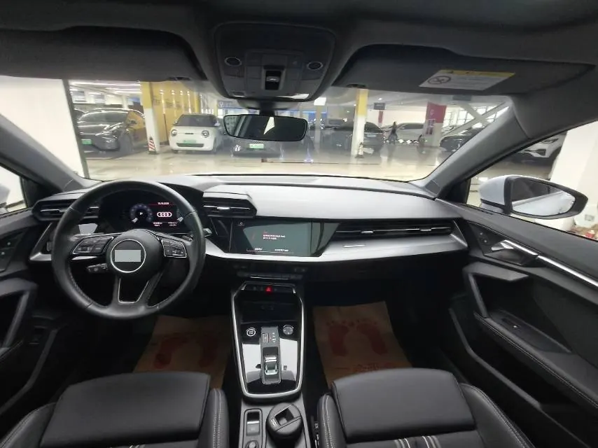 Audi 2023 A3L Limousine 1.4TFSI 35TFSI Fashion Sport Version Automatic Transmission 5