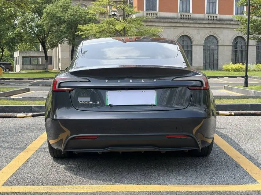 Tesla 2023 Model 3 Rejuvenation Edition Rear Wheel Drive Automatic Transmission 3