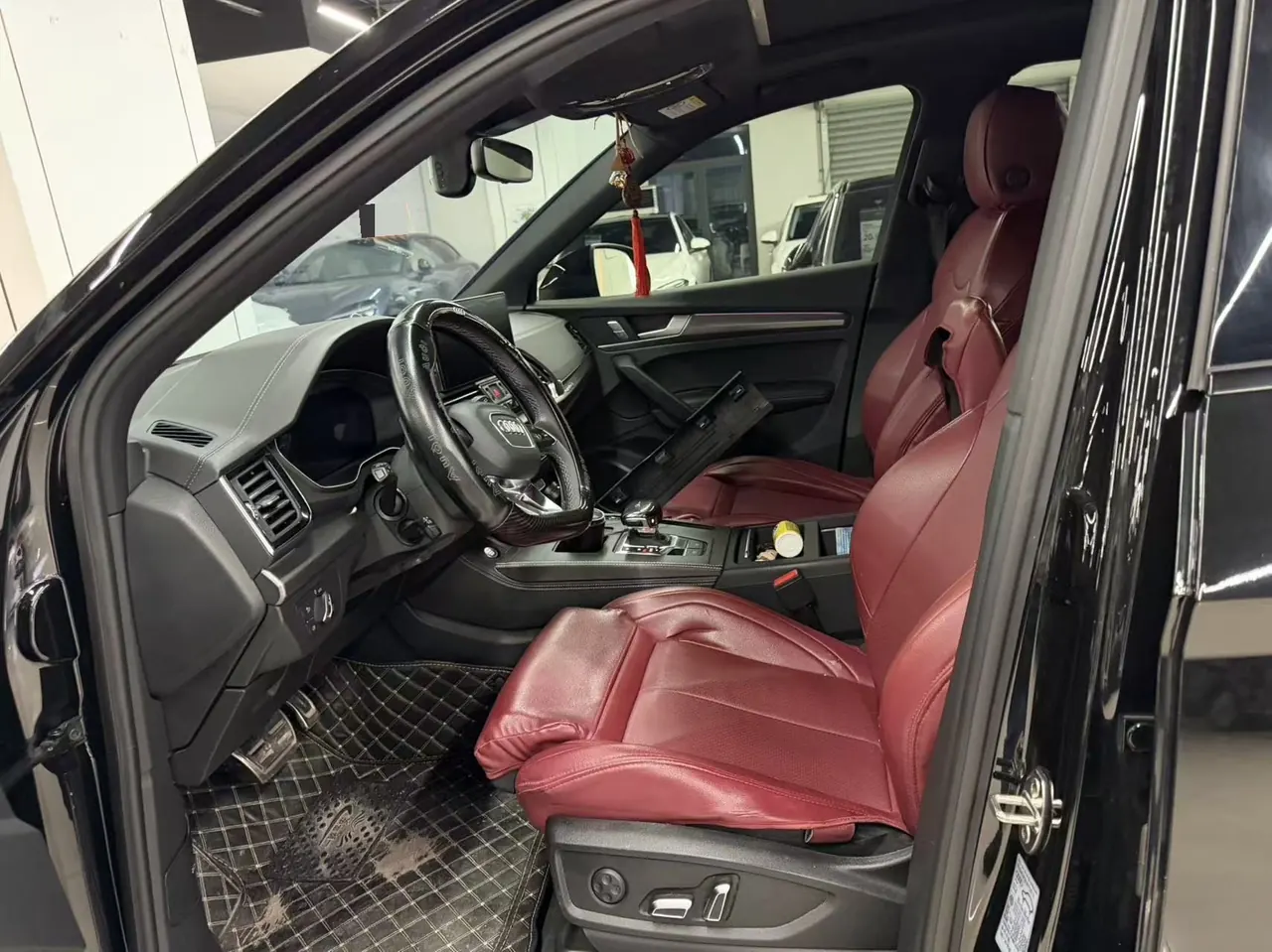 Audi 2024 Q5L Sportback 2.0TFSI 45TFSI luxury automatic transmission 5