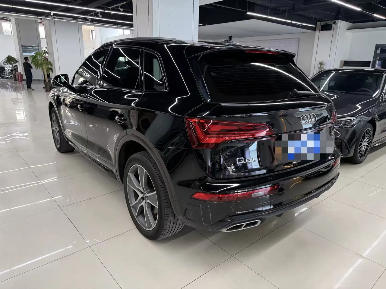 Audi 2024 Q5L Sportback 2.0TFSI 45TFSI luxury automatic transmission 8