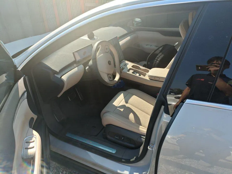 NIO 2024 ET7 75kWh Executive Edition Automatic Gear 3