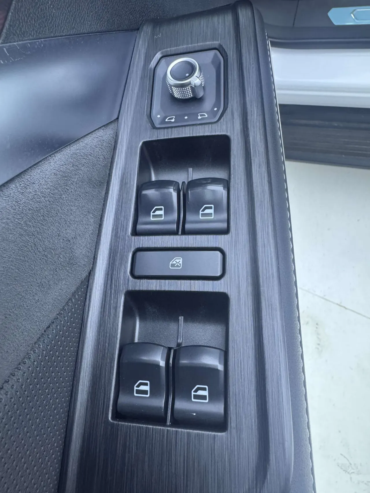 Haval 2023 H6 1.5T National Tide Edition Urban Edition Automatic Gear 17