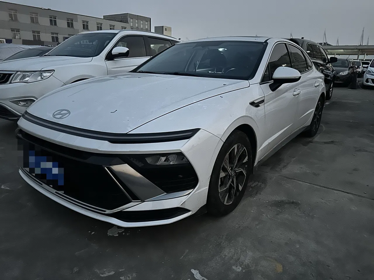 Открыть галерею: Hyundai 2024 11th Sonata 1.5T Pro Automatic Gear