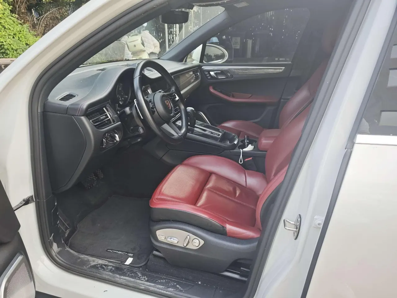 Porsche Macan (Imported) 2023 Macan 2.0T Automatic Gear 2