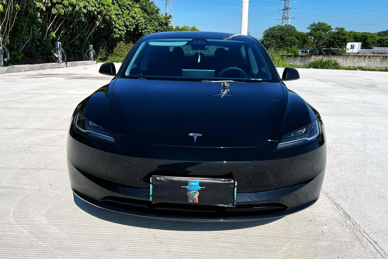 Tesla 2023 Model 3 Rejuvenation Edition Rear Wheel Drive Automatic Transmission 2