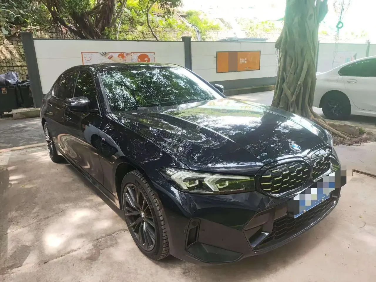 BMW 3 Series 2023 325i 2.0T M Sports Suit Automatic Gear 2