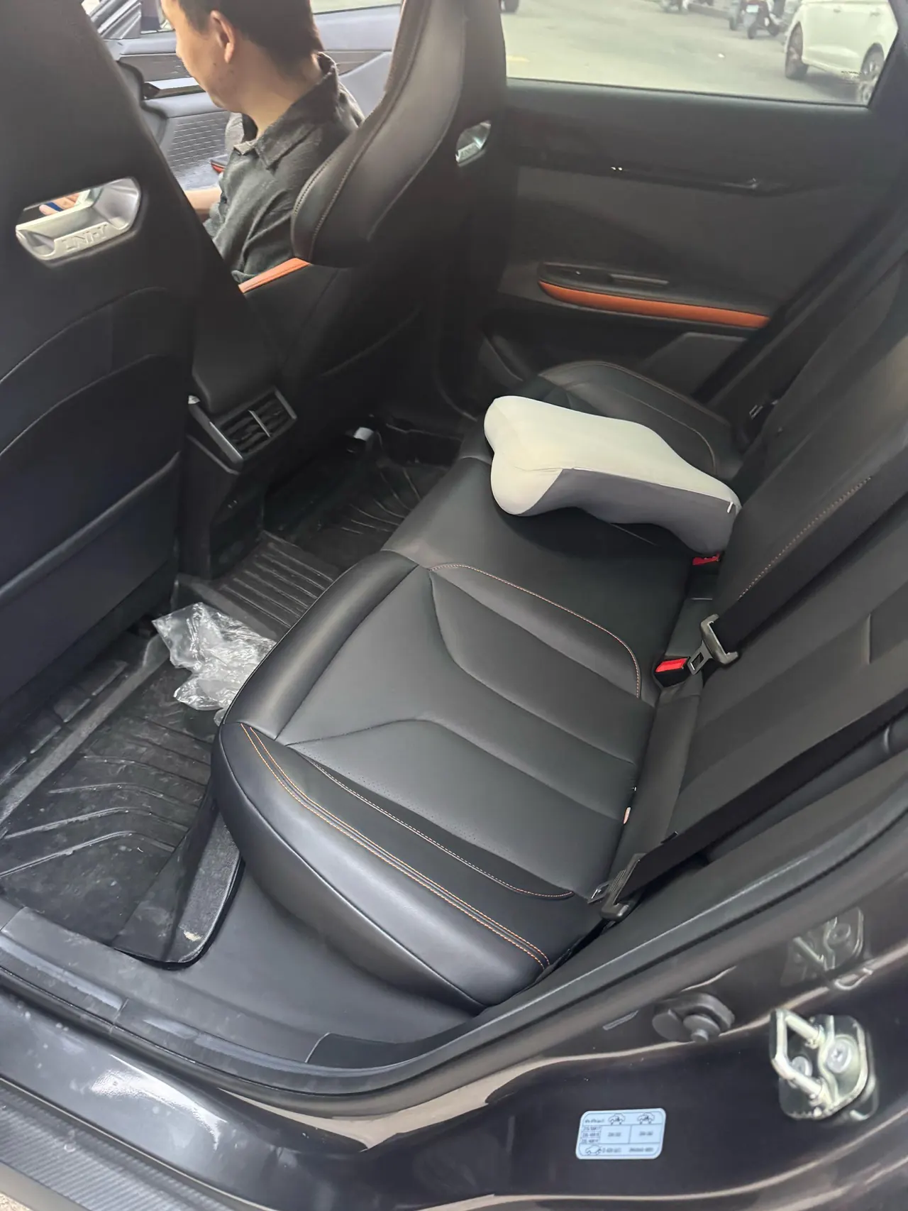 ChangAn 2023 UNI-V 1.5T exclusive automatic gear 3