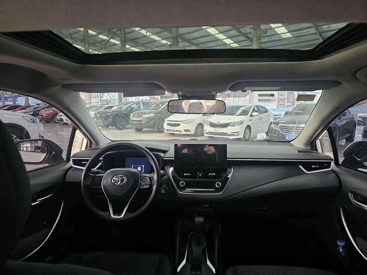 Toyota 2023 Corolla Double Engine 1.8 Stepless Intelligent Electric Hybrid Elite Automatic Gear 6
