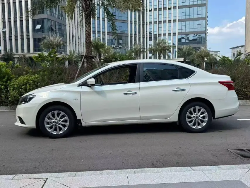 Nissan 2024 Sylphy Classic 1.6 Stepless XE Comfort Edition Automatic Gear 3