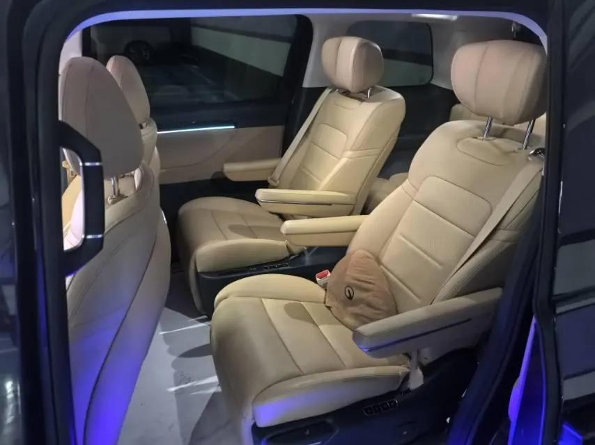 GAC Trumpchi 2024 E8 2.0 150km MAX Automatic Transmission 3