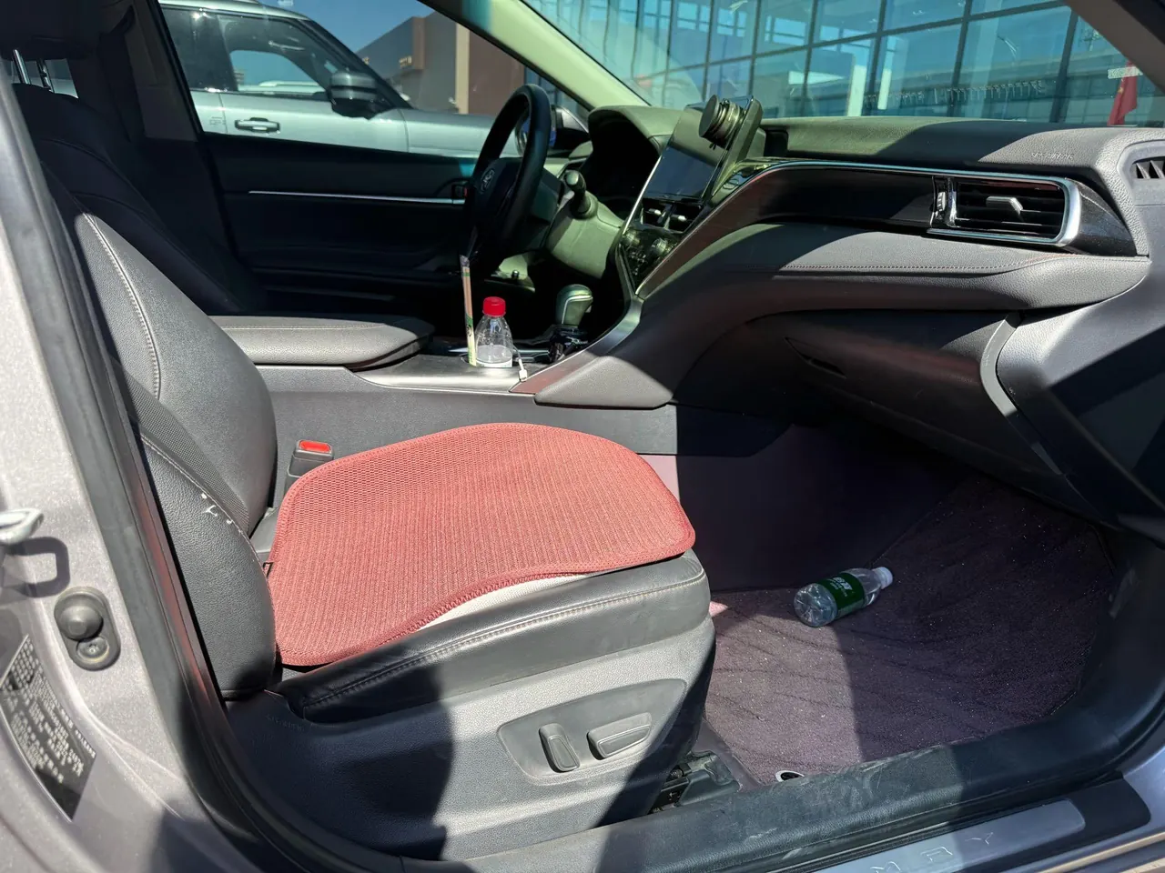 Toyota 2021 Camry 2.5G Deluxe Edition Automatic Gear 7