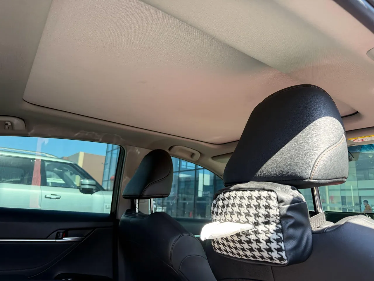 Toyota 2021 Camry 2.5G Deluxe Edition Automatic Gear 9