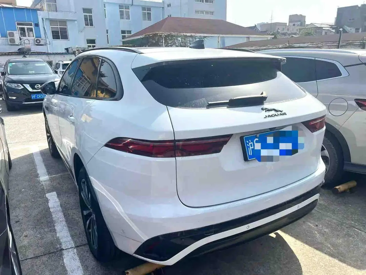 Jaguar F-PACE (Imported) 2024 F-PACE 2.0T P250 R-Dynamic SE Automatic Gear 5