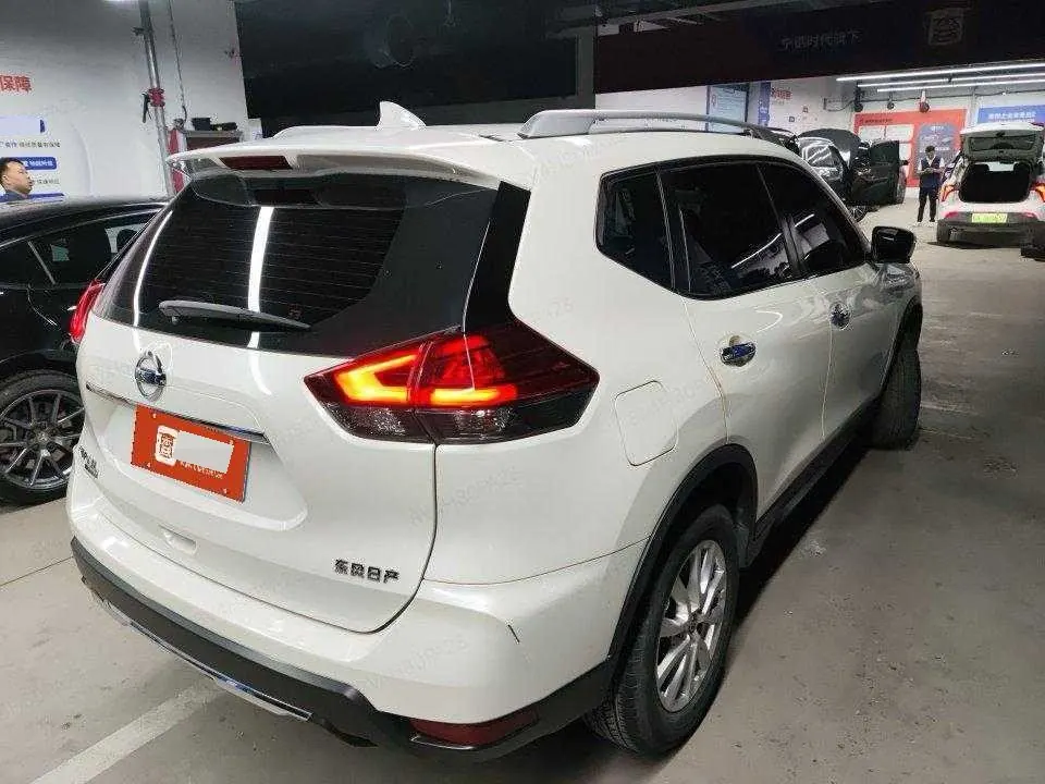 Nissan 2023 Qijun Classic 2.0 Stepless Two-Drive Intelligent Joint Premium Edition Automatic Gear 2