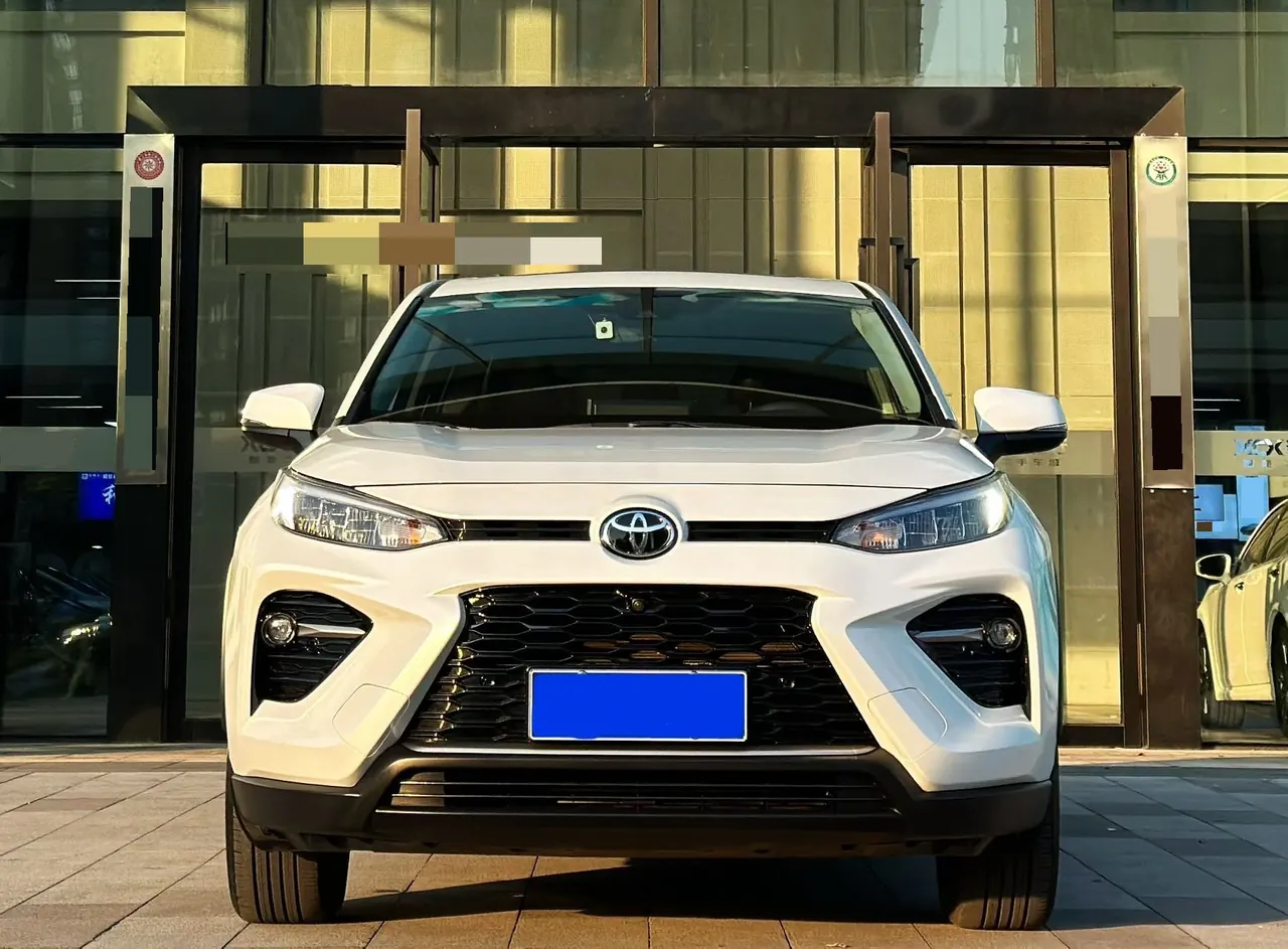 Toyota 2023 Willanda 2.0 Stepless Two-Drive Luxury PLUS Edition Automatic Gear 3