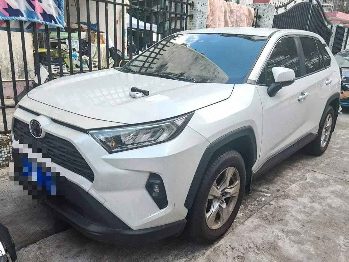 打开图片灯箱:Toyota 2024 RAV4 Rongbo 2.0 Stepless Two-Drive City Edition Automatic Gear