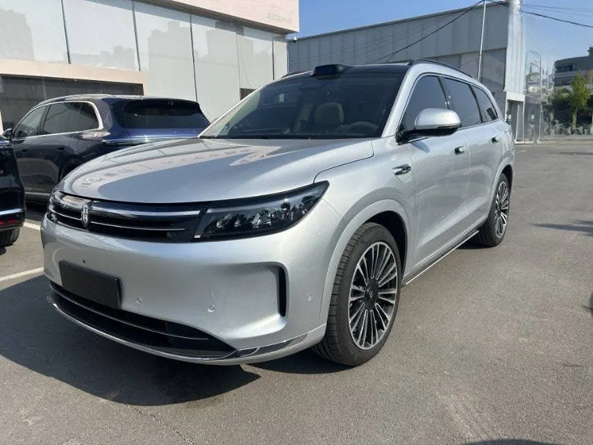 打开图片灯箱:AITO 2024 AITO M7 Smart Drive Four-wheel Drive Ultra Edition 6-seat Automatic Gear