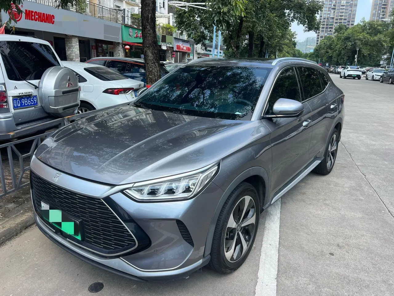 打开图片灯箱:BYD Song PLUS New Energy 2021 Song PLUS DM-i 1.5 Stepless 110KM Flagship PLUS Automatic Gear
