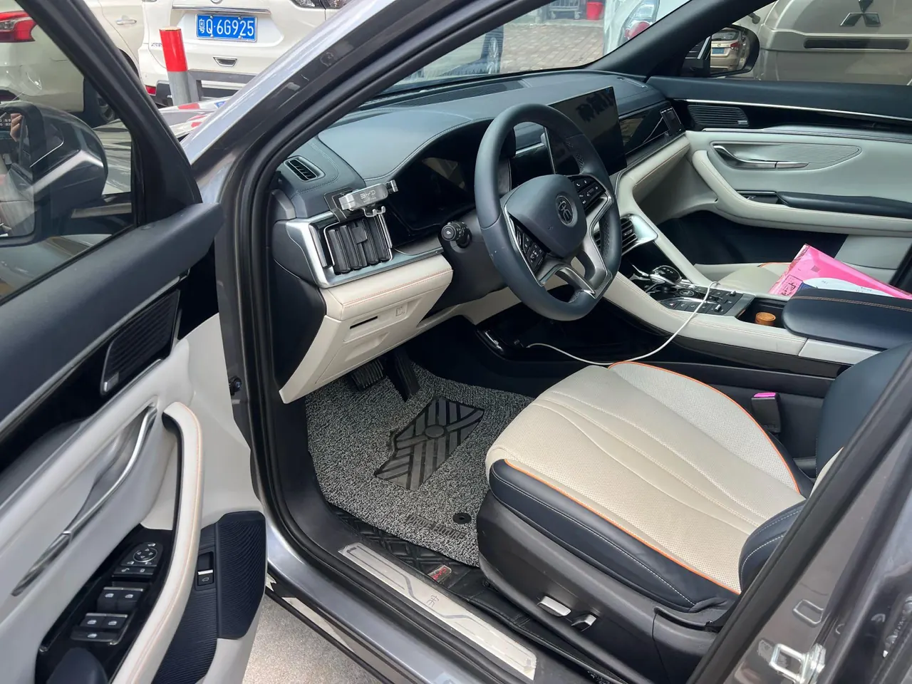 BYD Song PLUS New Energy 2021 Song PLUS DM-i 1.5 Stepless 110KM Flagship PLUS Automatic Gear 3